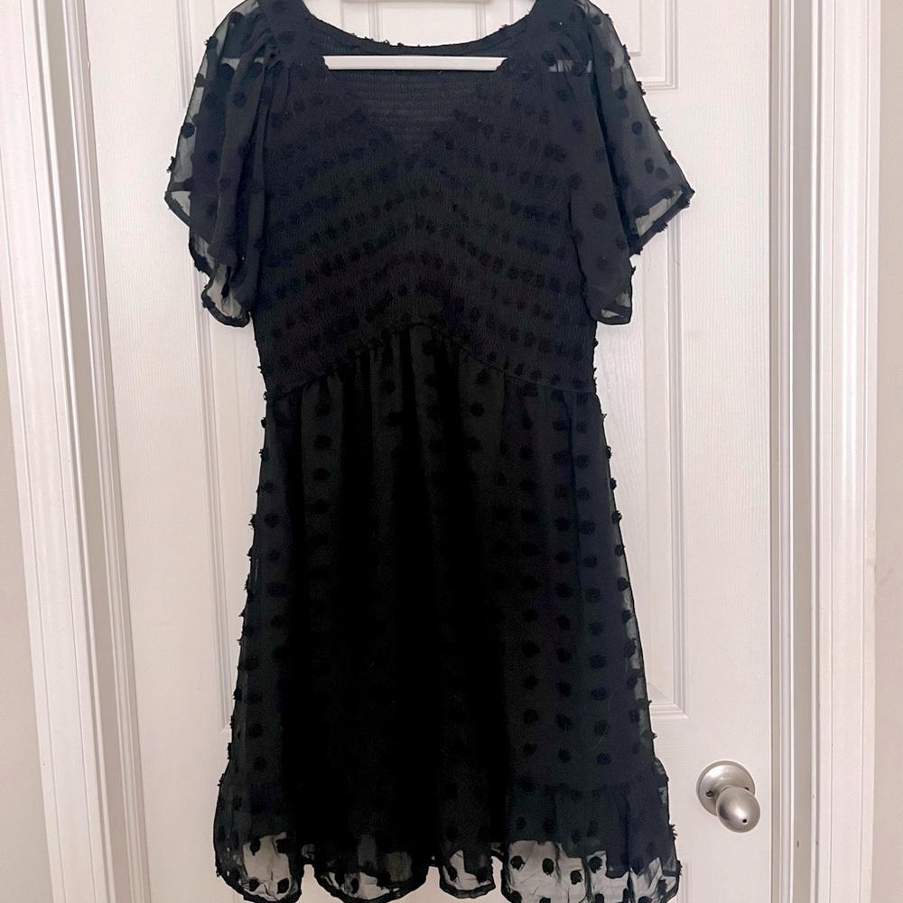 TECREW Womens Short Sleeve V Neck Mini Dress Swiss Dot Flowy Short Dress